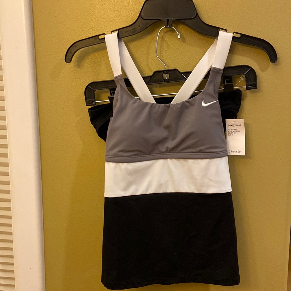 NWT NIKE WOMEN’S TWO PIECE SWIMSUIT